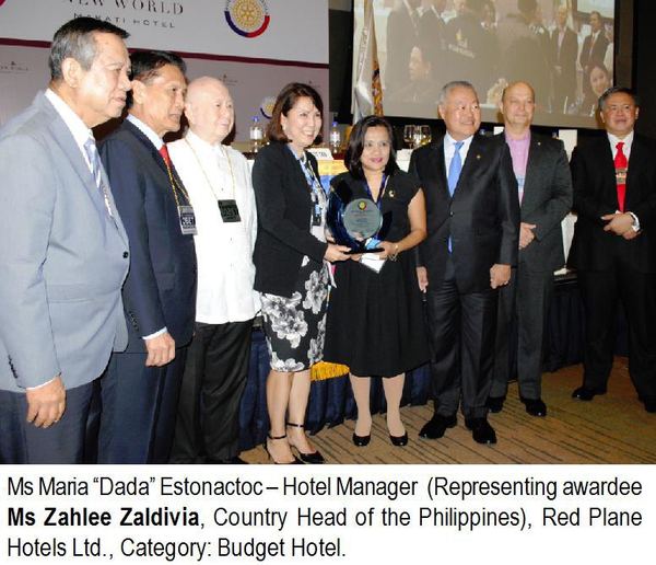 Ms Maria “Dada” Estonactoc — Hotel Manager (Representing awardee Ms Zahlee Zaldivia, Country Head of the Philippines), Red Plane Hotels Ltd., Category: Budget Hotel.