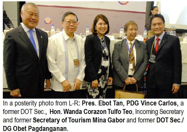 In a posterity photo from L-R: Pres. Ebot Tan, PDG Vince Carlos, a former DOT Sec., Hon. Wanda Corazon Tulfo Teo, Incoming Secretary and former Secretary of Tourism Mina Gabor and former DOT Sec./ DG Obet Pagdanganan.