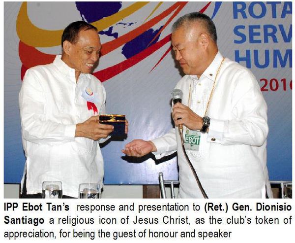 IPP Ebot Tan's response and presentation to (Ret.) Gen. Dionisio Santiago a religious icon of Jesus Christ, as the club's token of appreciation, for being the guest of honour and speaker