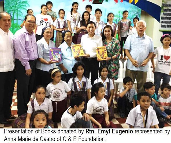 Presentation of Books donated by Rtn. Emyl Eugenio represented by Anna Marie de Castro of C & E Foundation.