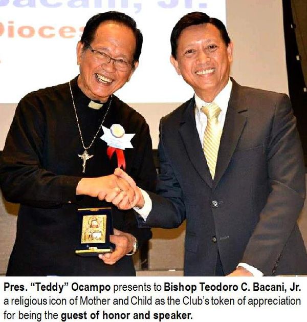 Pres. “Teddy” Ocampo presents to Bishop Teodoro C. Bacani, Jr. a religious icon of Mother and Child as the Club's token of appreciation for being the guest of honor and speaker.