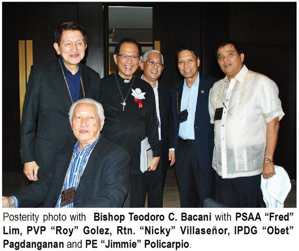 Posterity photo with Bishop Teodoro C. Bacani with PSAA “Fred” Lim, PVP “Roy” Golez, Rtn. “Nicky” Villaseñor, IPDG “Obet” Pagdanganan and PE “Jimmie” Policarpio.