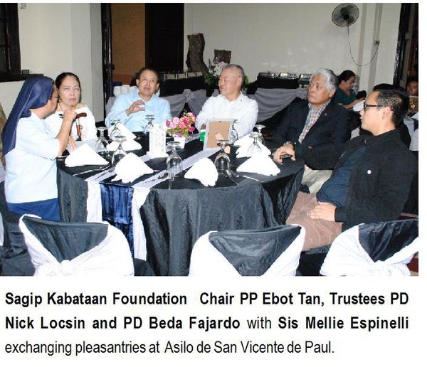 Sagip Kabataan Foundation Chair PP Ebot Tan, Trustees PD Nick Locsin and PD Beda Fajardo with Sis Mellie Espinelli exchanging pleasantries at Asilo de San Vicente de Paul.