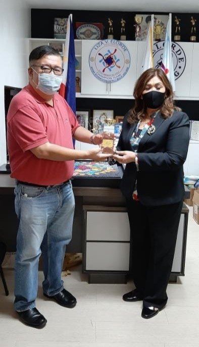 ASAG/DE/Dir. Albert Alday Receives Most Outstanding District Officer Award from Rotary District 3810
