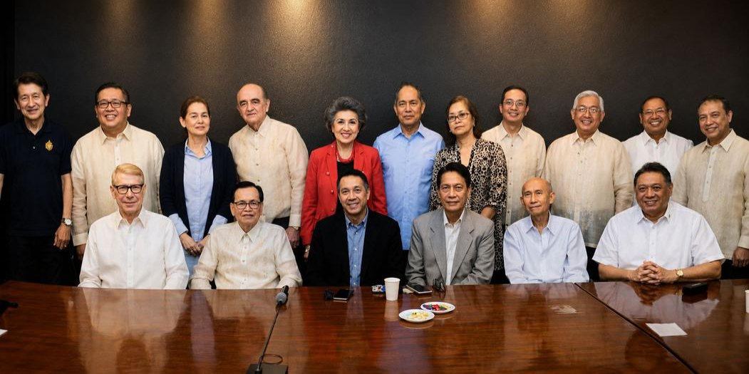 Together with the Ayala Foundation under the leadership of President Ruel Maranan, the Rotary Club of Manila, led by President Susing, launched the Sari-Saring Aralan Project in 2019 — a collaborative initiative dedicated to empowering out-of-school youth through education, skills development, and renewed opportunities for a better future.