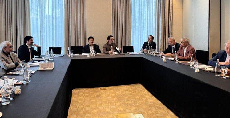 Ad Hoc Committee Meets to Discuss RCM Constitution and Bylaws
