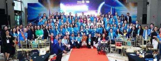 Manila Rotarians as part of the group photo at the end of the seminar