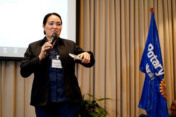 Police Major Ajibeth Agramon shares her perspective during the Rotary Club of Manila's dialogue on police performance, bringing the experience of officers in the field into the conversation.