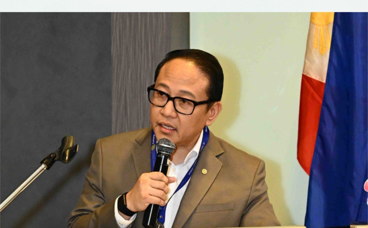 DGE Jun Pasion delivering the response on behalf of the District Governors-Elect