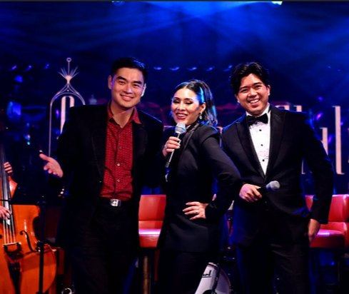 President Reginald T. Yu with the extraordinary Carla Guevara Laforteza and David Ezra, whose captivating performances brought romance, nostalgia, and irresistible energy to our "Timeless Duets: A Sinatra & Streisand Evening" at the Quezon Club, Solaire North. Their renditions of beloved classics made this first-of-its-kind Rotary Club of Manila fellowship a wonderful celebration of music and friendship. Inspired by PP Boy Guevara's suggestion and organized by our Fellowship Committee under Chairman Chris Tamesis and Director Nico Valencia, the evening brought our members together over great food, familiar melodies, and dancing that continued into the closing moments.