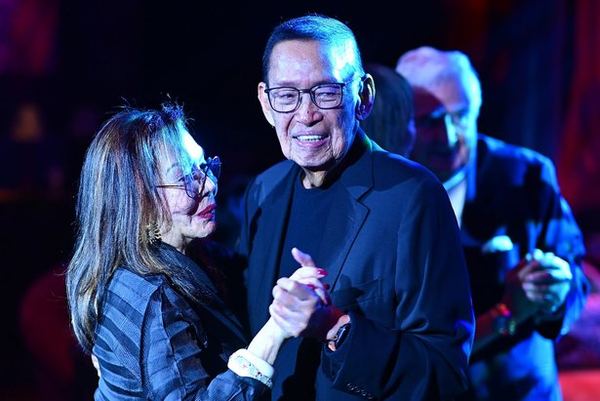 A daughter's voice, a couple's dance, and a moment to cherish: Past President Boy Guevara and his wife, Monette, dance as their daughter, Carla Guevara Laforteza, serenades them. It was PP Boy's thoughtful suggestion that brought this unique gathering to life, making it especially meaningful to see him enjoying its sweetest rewards with Monette.