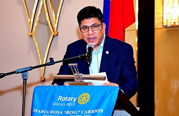 Attendance Chairman Atty. Oliver Pantaleon leads the invocation at Rotary Manila's 14th Weekly Membership Meeting at Fairmont Makati on October 15, 2026. His prayer invites members and guests to approach the afternoon with open minds, generous hearts, and a renewed sense of responsibility to community and country. Seeking wisdom for leaders and discernment for listeners, he places the gathering's conversations and commitments within the spirit of Service Above Self.