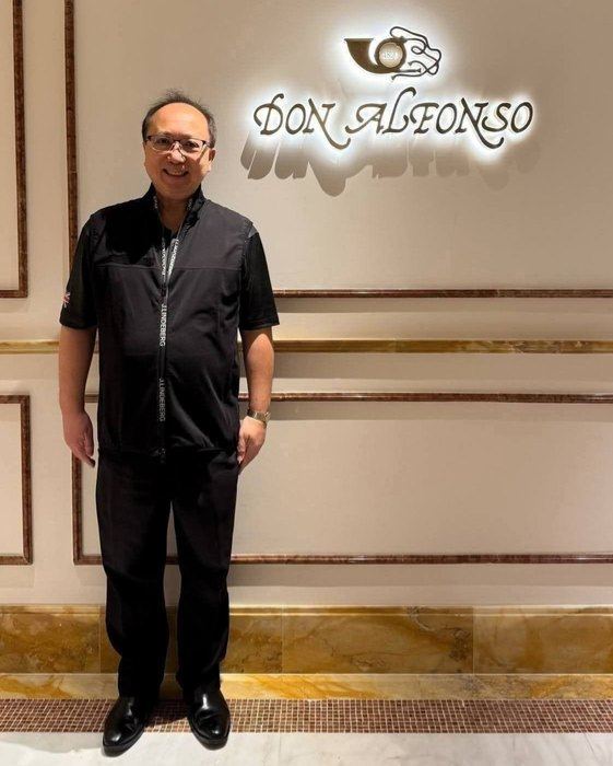 Rotarian J Alfonso L Katigbak