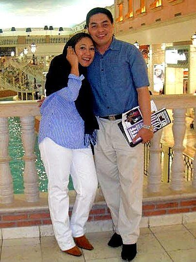 A quiet moment with his wife Mufaida, captured in 2010 at the Venice Grand Canal Mall, reflects the partnership and family life that have long anchored Gani Macatoman’s journey.